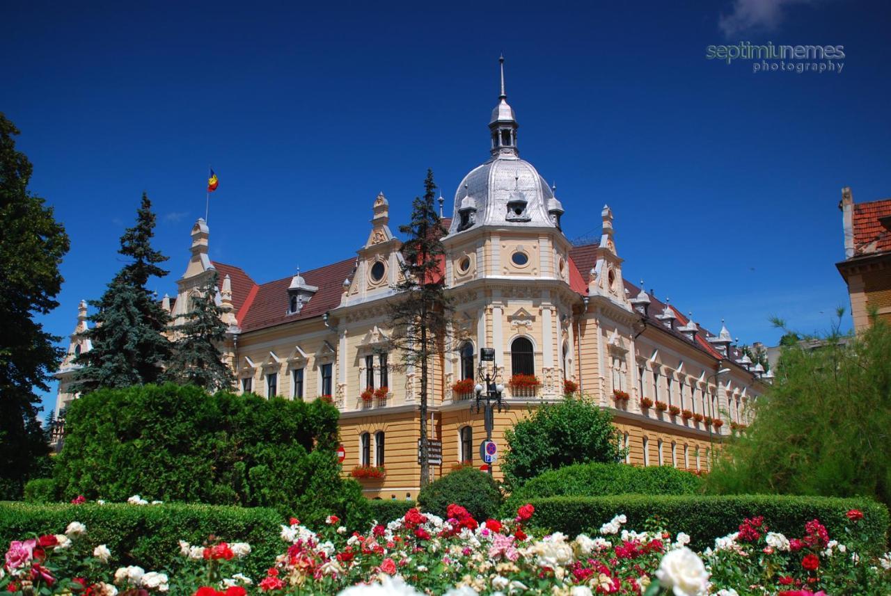 Apartamento The Old Town Nest Braşov Exterior foto
